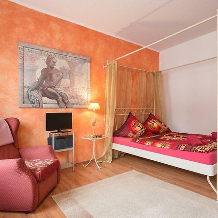 Ferienwohnung Residenz Bis 6 Gaeste , Ferienwohnung Dresden Bis 4 Gaeste, Ferienwohnung Elbflorenz Bis 2 Gaeste Exterior foto